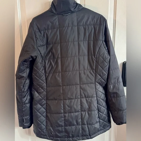 Columbia Black puffer; down Jacket; women’s size large; omnishield - Picture 4 of 4